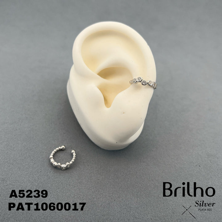 EAR76 EARCUFF MICROCIRCONES RODIO