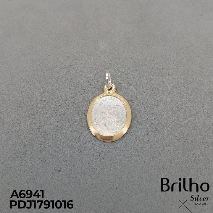 CDJ0715A DIJE SAN MIGUEL ARCçNGEL OVALADO ORO PLATA