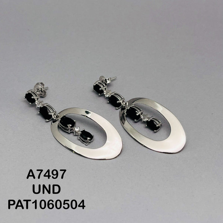 DES0030 ARETE CIRCULO OVALADO LISO Y CIRCONES