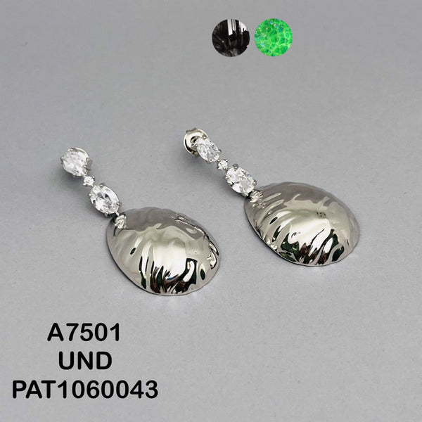 DES0034 ARETE GOTA TALLADA