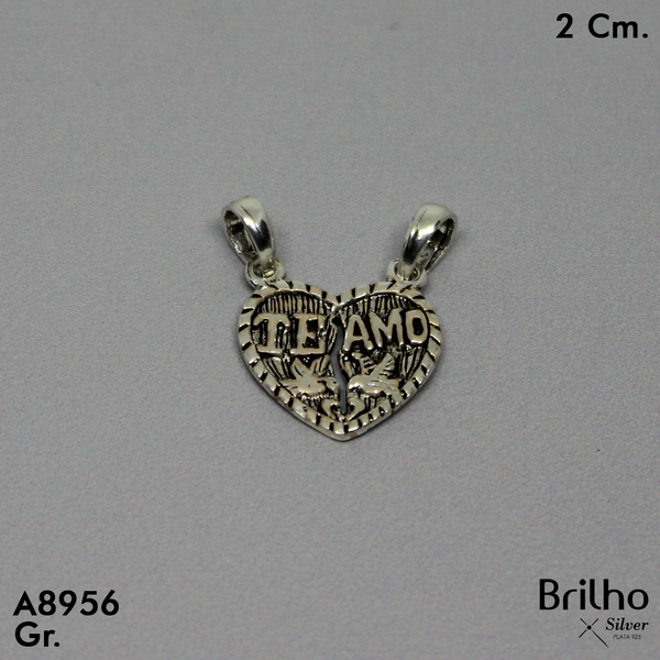 CDJ0459 DIJE CORAZON PARTIDO  ENVEJECIDO