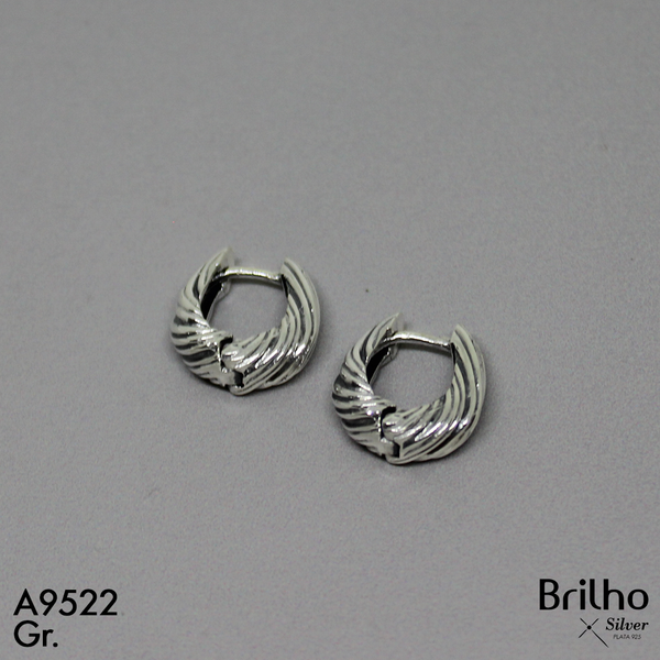 DES0013 CANDONGA  LISA