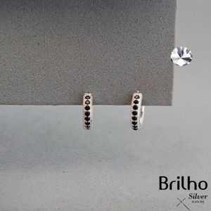 CCA381 CANDONGA HUGGIES MICROCIRCONES